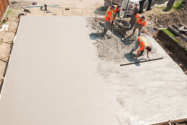 Best Concrete Patio Contractor  in Magnolia, OH